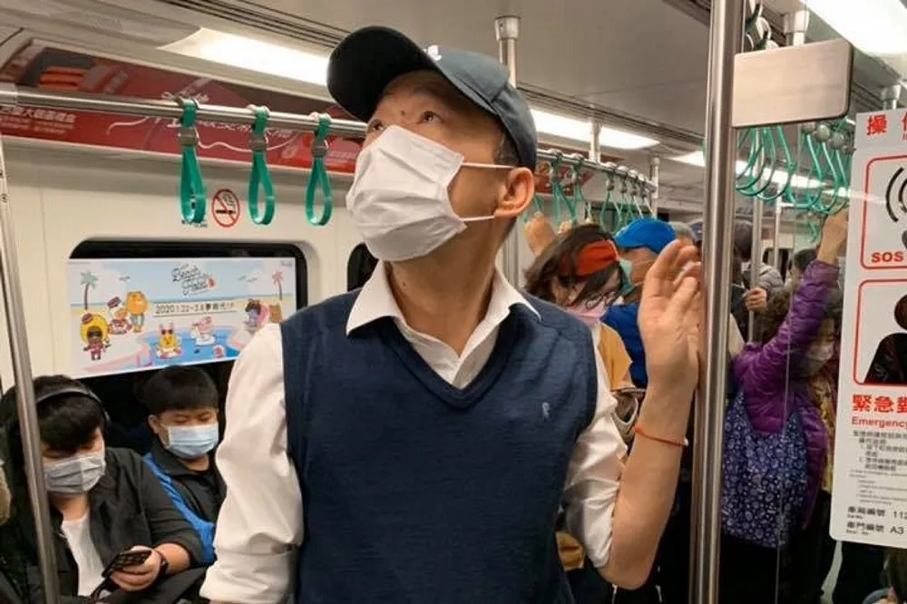 沒事戴口罩被綠委K　韓國瑜：日本專家說疫情3、4月會大爆發