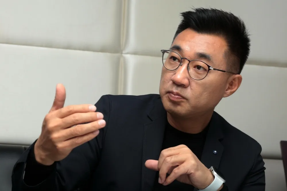 【專訪側記】青壯世代來了？　江啟臣須甩脫學者老路