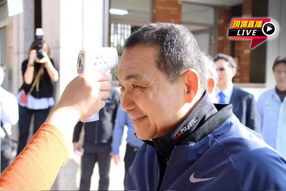 【直播】侯友宜開學前視察　紅外線熱像儀加入校園抗疫