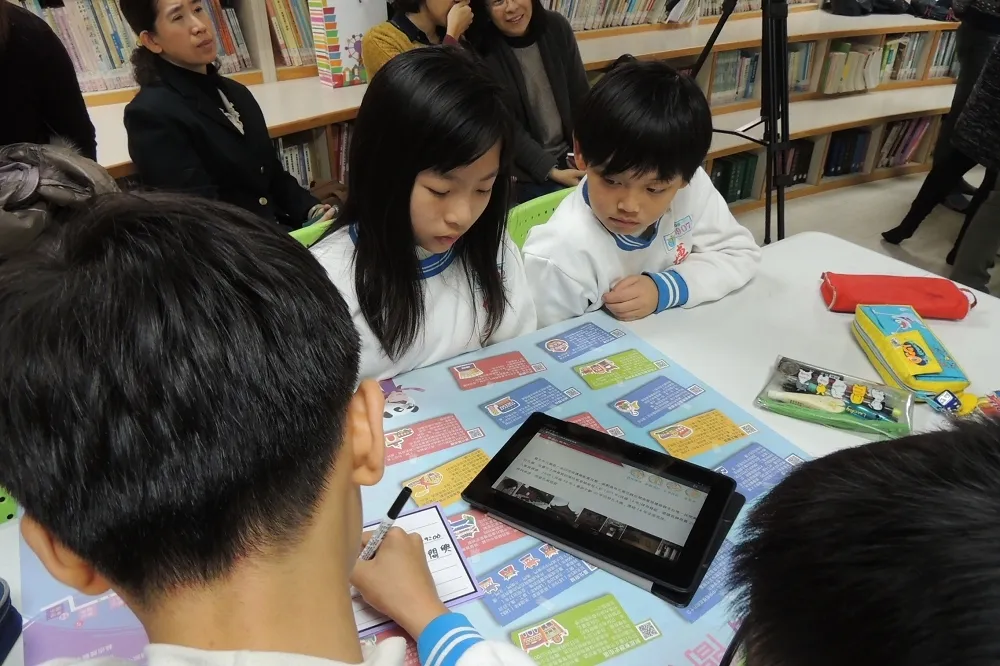 【開學抗疫】柯市府出動「酷課雲」不怕停課　國中小仍須實體補課惹怨