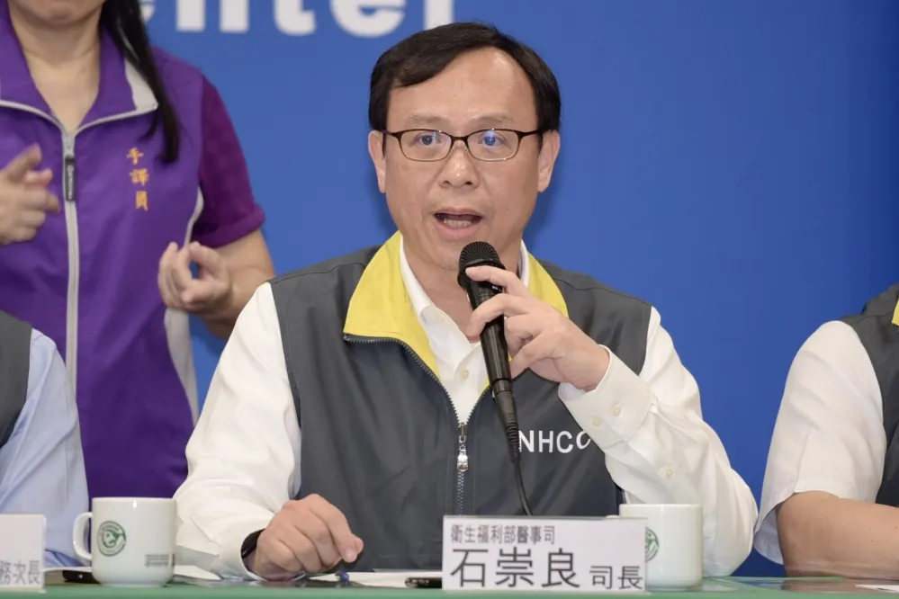 【嚴防疫情延燒】醫院加強控管　「探病限2人」陪病限1人