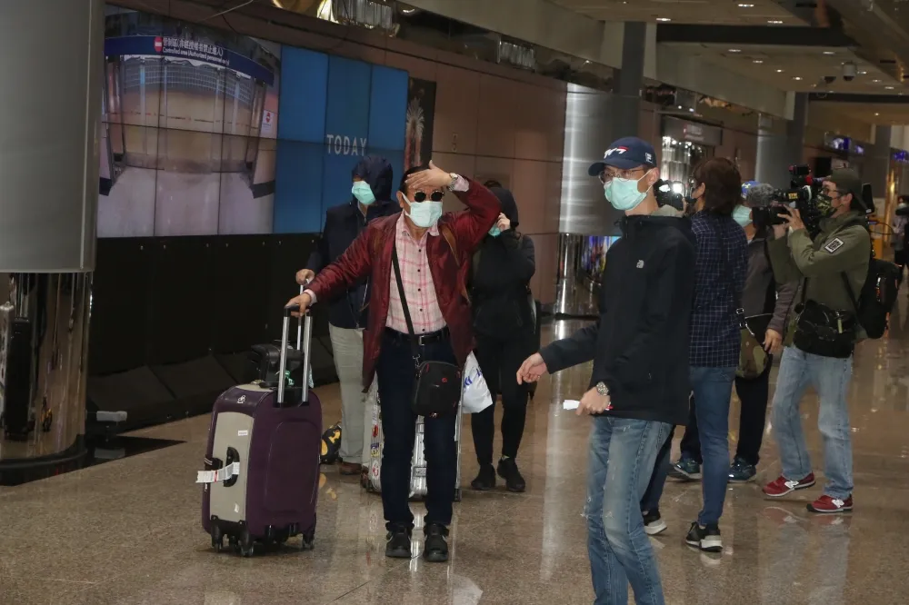 以色列團11名旅客返台　1名女性呼吸道症狀就醫