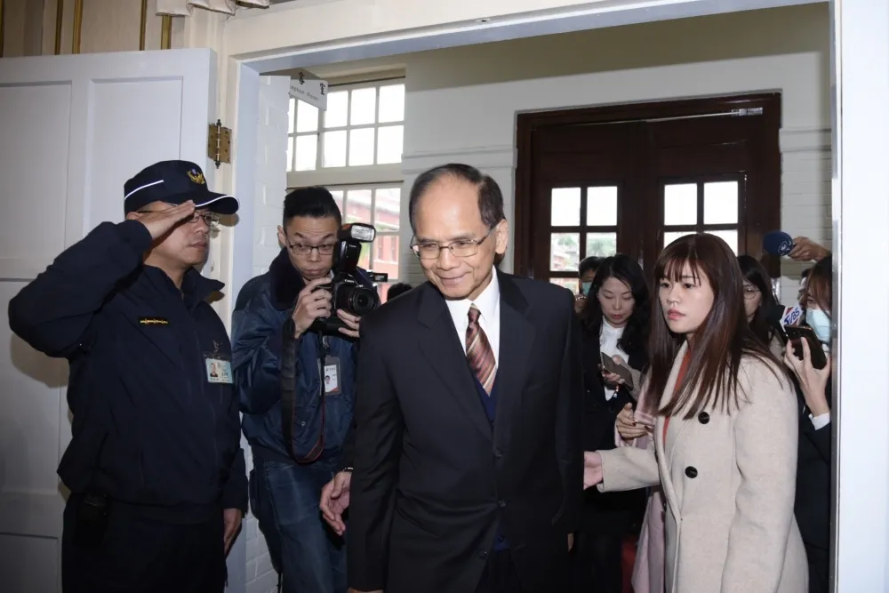 游錫堃被恐嚇怨：報案半個月沒人理　徐國勇表明「抓到人了」　
