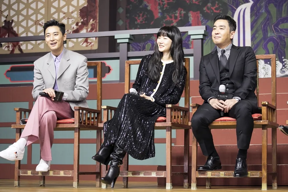 朱智勛、裴斗娜再度攜手對抗活屍！Netflix《李屍朝鮮》第二季3/13上線