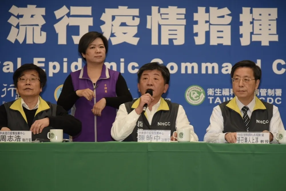 學台灣莊敬自強　香港人勿輕言放棄