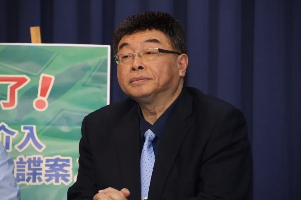轟江啟臣沒代表性　邱毅：「遠中」恐將國民黨帶入更困窘局面