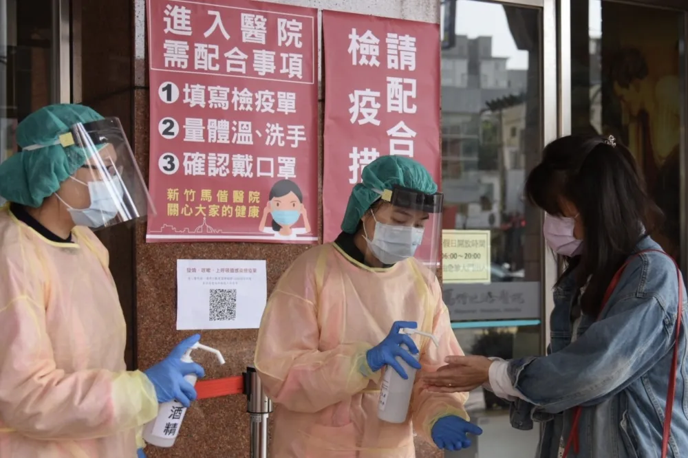 防疫期間不亂跑　台灣大「好速」專案讓你在家上網吃到飽
