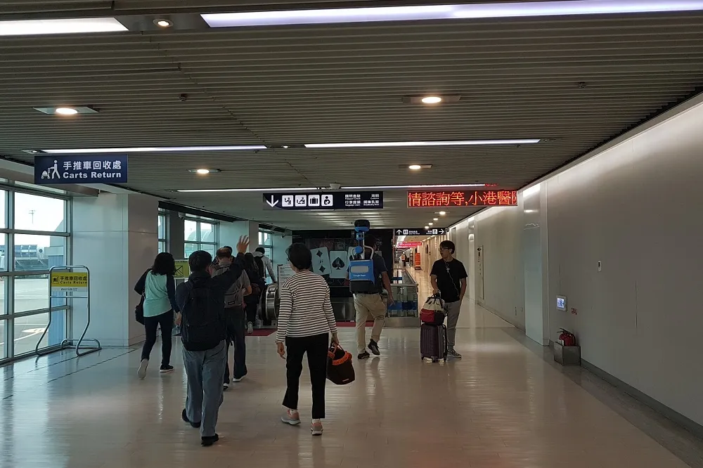 【北市府首張百萬罰單】男子不甩居家檢疫　趁隙想離境迅速遭攔