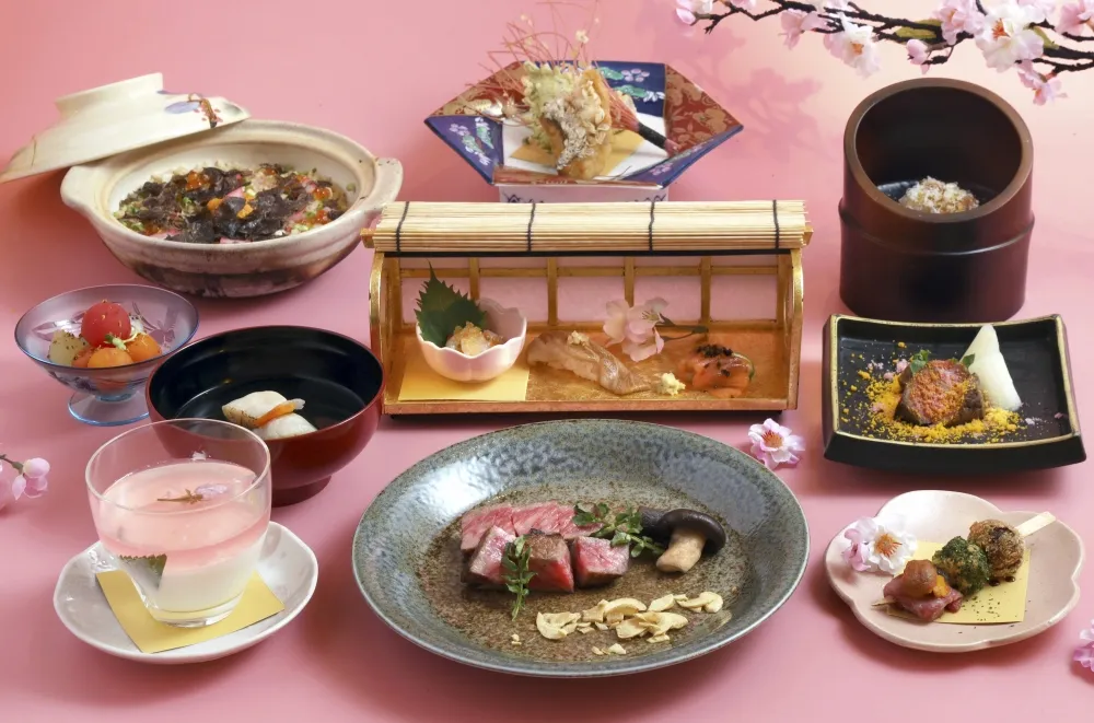 不用飛日本也能賞櫻！黑毛屋推「春櫻和牛旬味鍋」　樂軒和牛割烹「櫻花季菜單」3/15 前買二送二