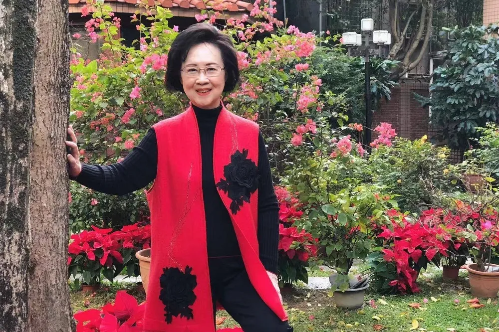 82歲瓊瑤關臉書留言板　中國網友「瓊瑤式留言」表不捨