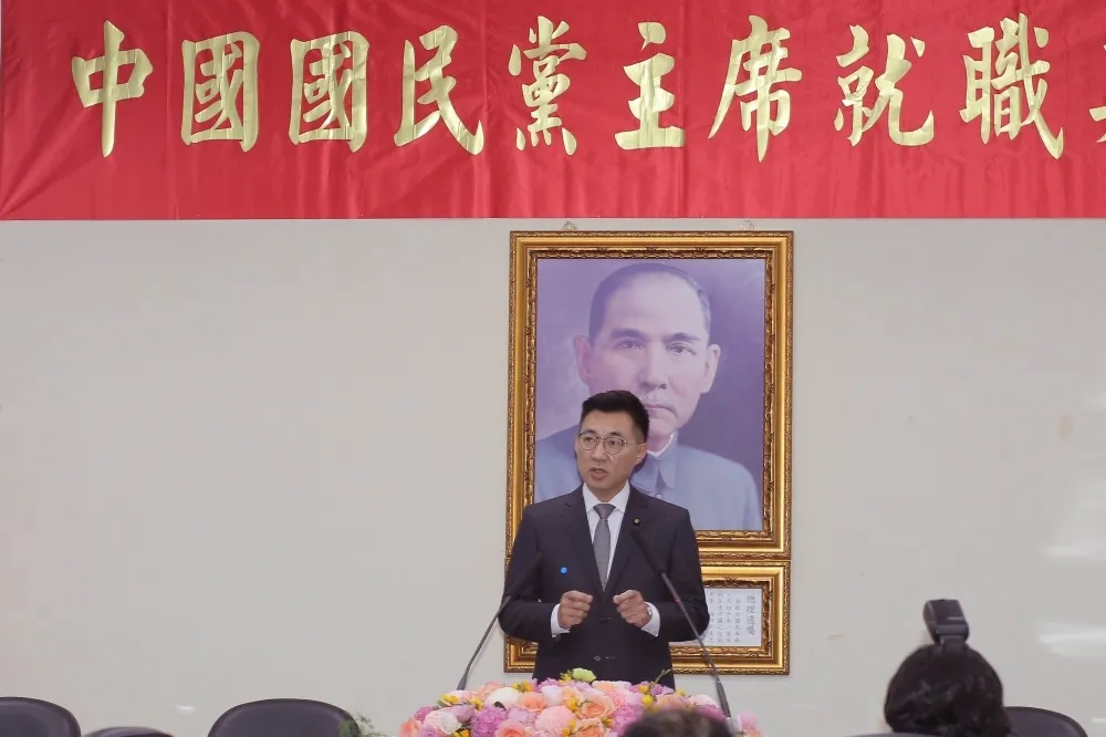 智庫不給力、黨中央把黨團當塑膠　藍營改革拚「三通」