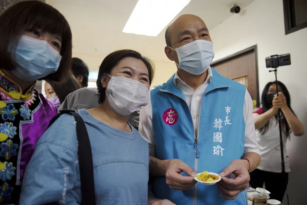 韓國瑜化身一日異國美食推銷員　新住民將前進市府擺攤