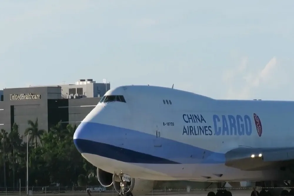 【高層隱匿疫情】華航747貨運機隊獨撐大局　機師卻爆交叉感染　