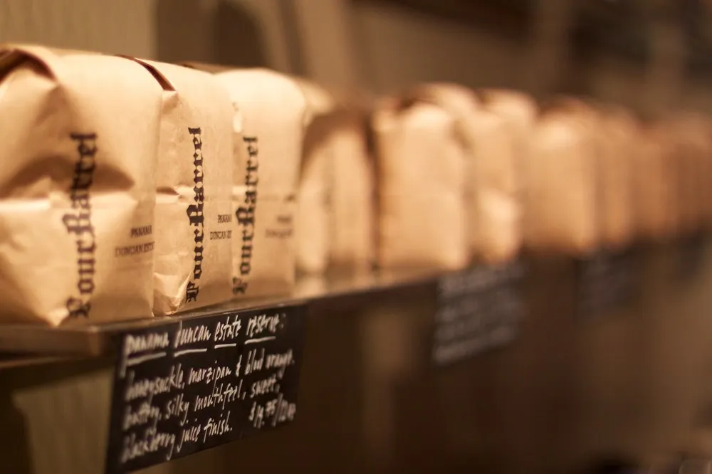 【有片】限時 7 日快閃！與藍瓶齊名的「Four Barrel Coffee 四桶咖啡」海外首站 4/1 登陸 SOGO 忠孝館