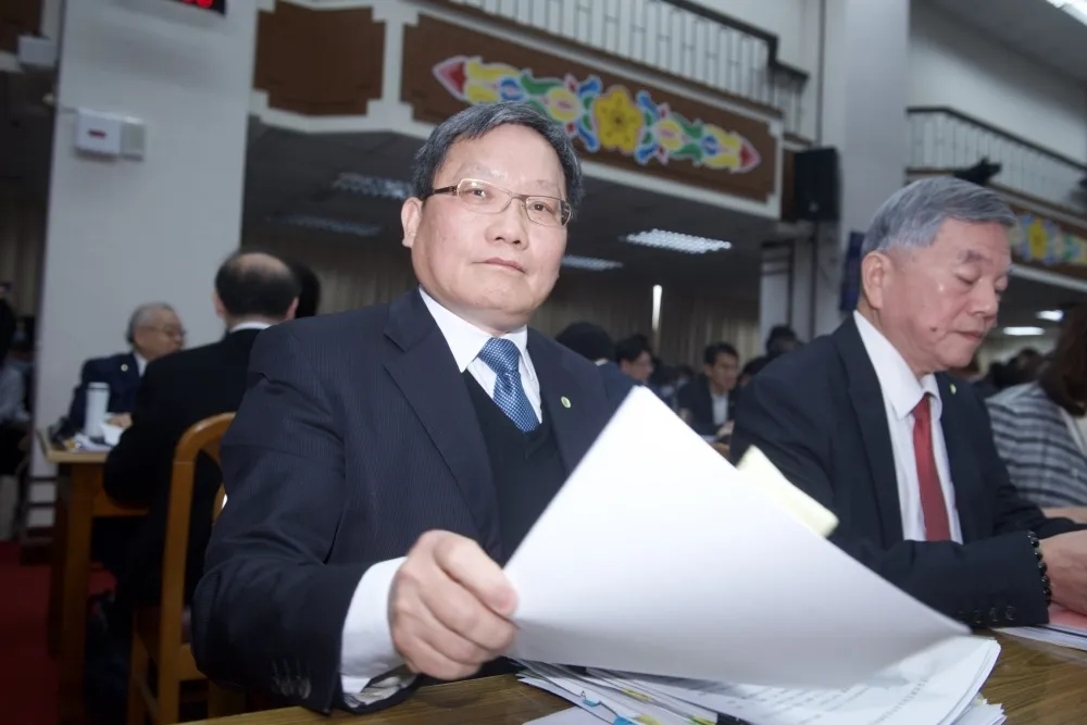 防疫紓困升級至1.5兆元　 行政院2日開臨時會決議