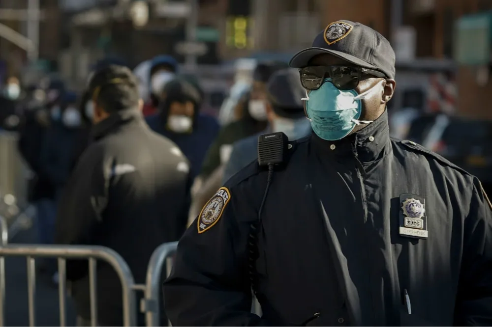 【武漢肺炎】紐約市千餘警感染確診　美國各大城警局陷疫情威脅