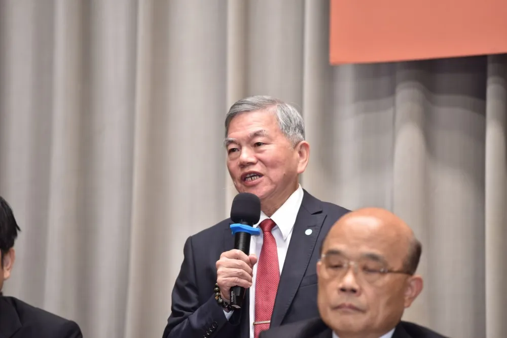 振興「酷碰券」刺激消費　政院拍板：每人每月1000元