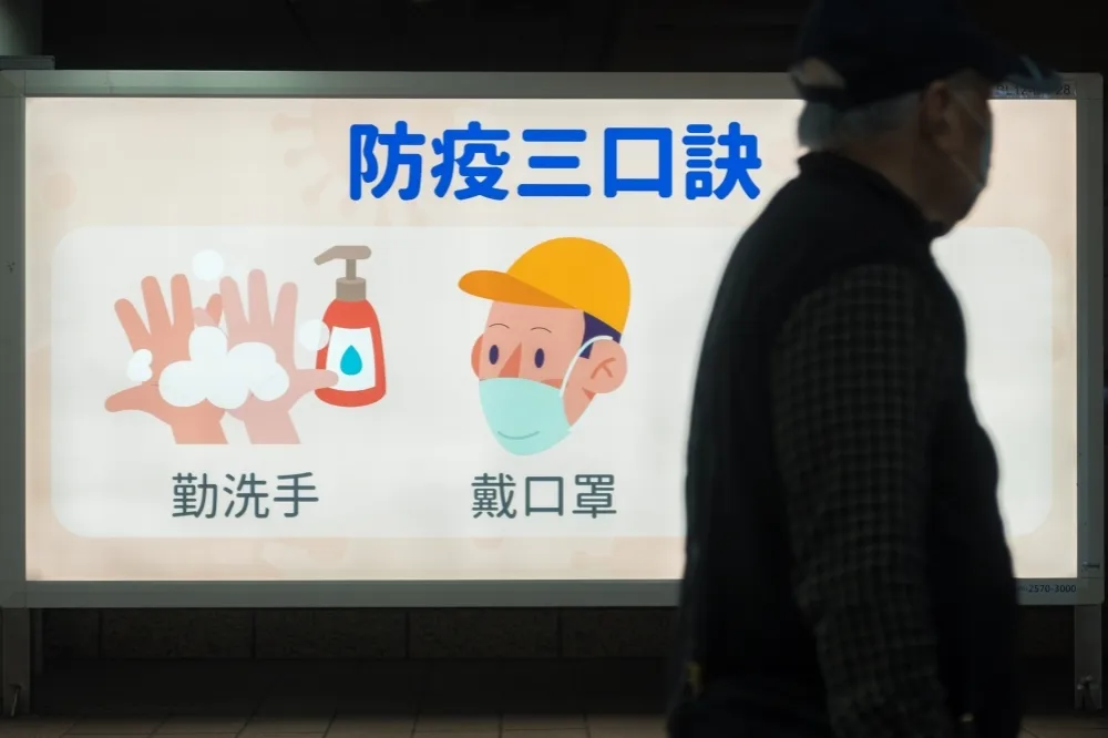 連假人潮塞爆11景點　環保署火速下令大消毒