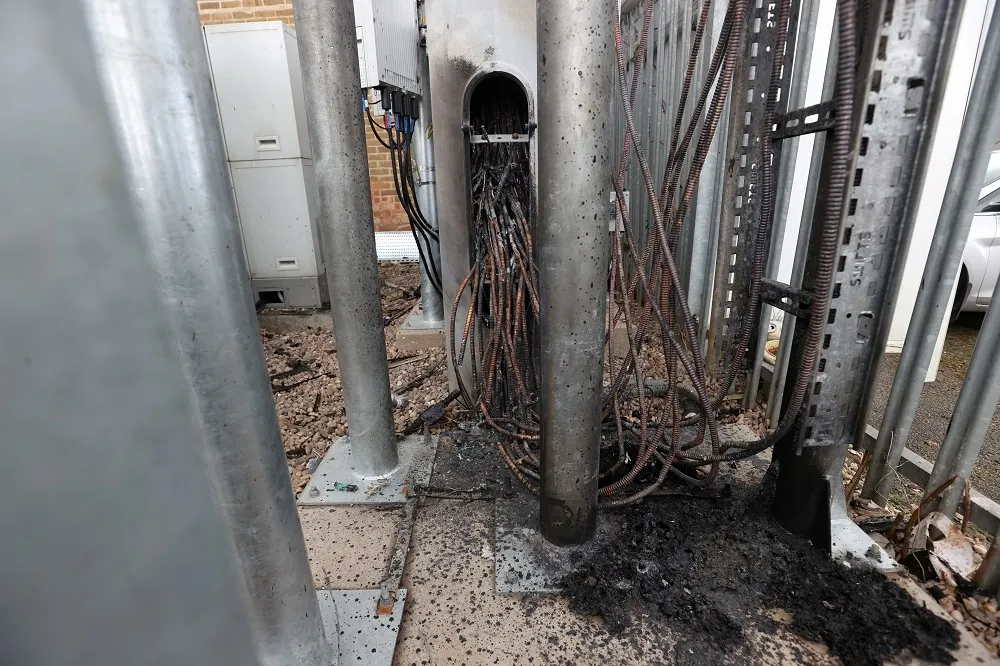 【武漢肺炎】英國謠傳5G散播病毒　全英逾20座電信基地台遭縱火破壞