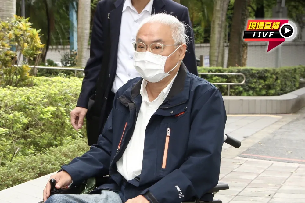 【直播】遭好友李淵榮控詐欺　范可欽出庭嚴正聲明