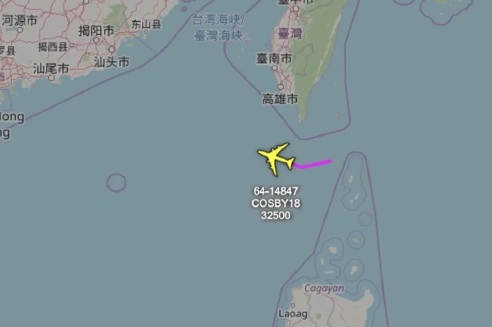 【美中台海較勁】解放軍機上午才擾台　美軍機RC-135U現蹤台灣南部海域