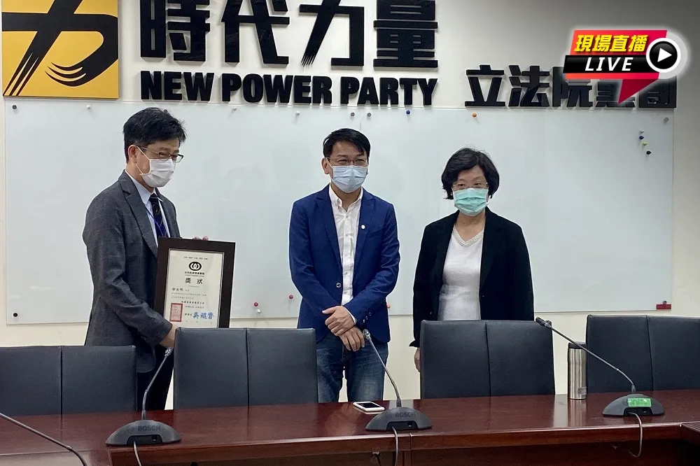 【直播】第9屆第8會期　優秀立委徐永明、鄭秀玲記者會