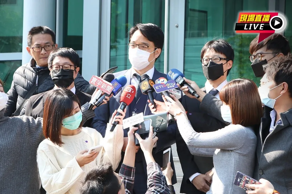 【直播】韓國瑜控違反《選罷法》　罷韓團體集結北高行遞狀