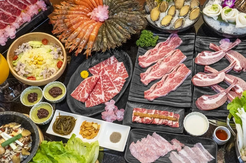 「哞哞屋」美澳雙和牛、伊比利豬吃到飽只要 888 元！5/10 前身分證有其中兩碼再送極上橫膈膜