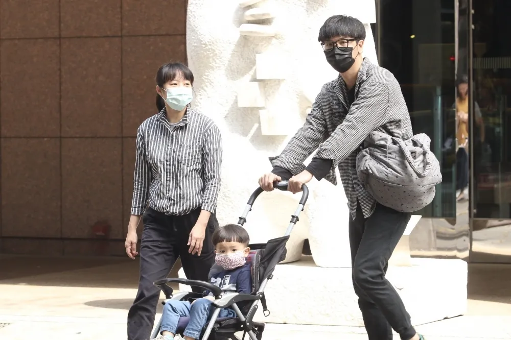 家長怨兒童口罩「買嘸」　指揮中心：將調整配送量