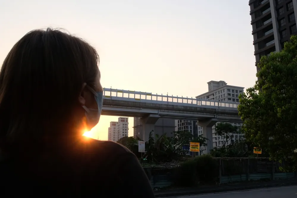 【有片】信義房屋疑聯手投資客坑殺小市民？多花 300 萬竟買到重大瑕疵的漏水屋