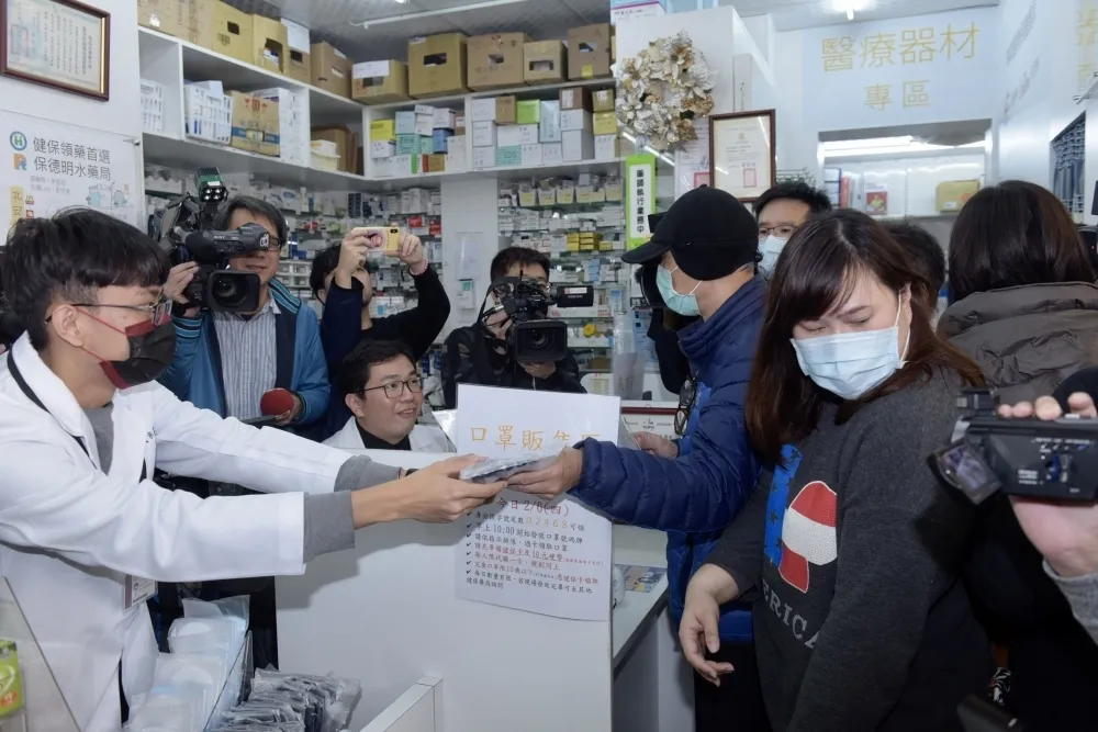 【300家藥局退場免驚】口罩改制後7成買得到　要拚熱點「吃到飽」