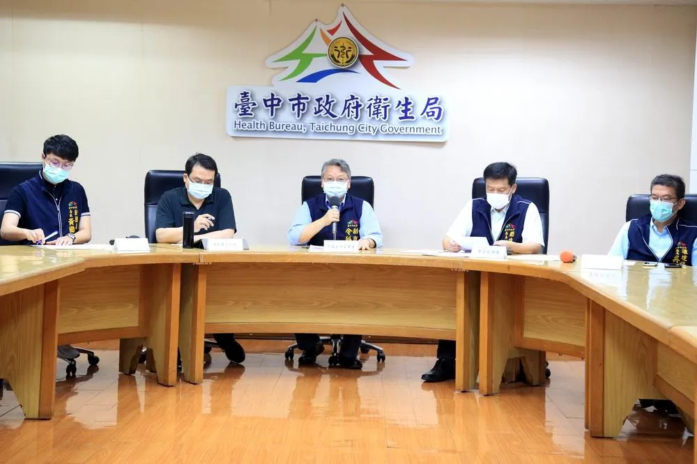 台中市府公布3名確診案例足跡