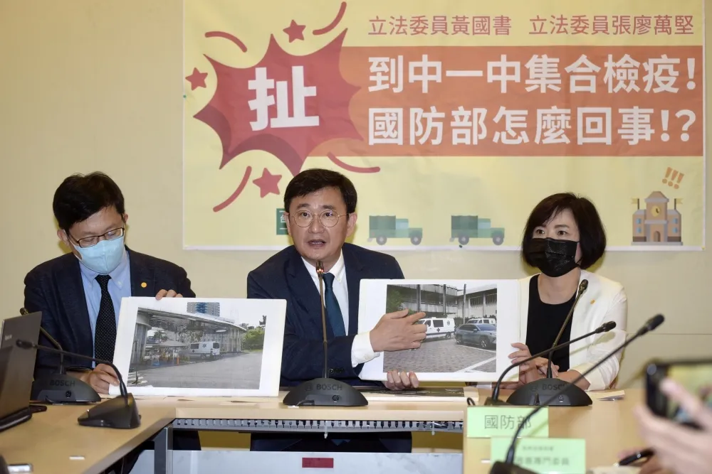 怕恐慌就瞞？中一中被當磐石艦檢疫集合地　綠委怒：誰的粗暴決策