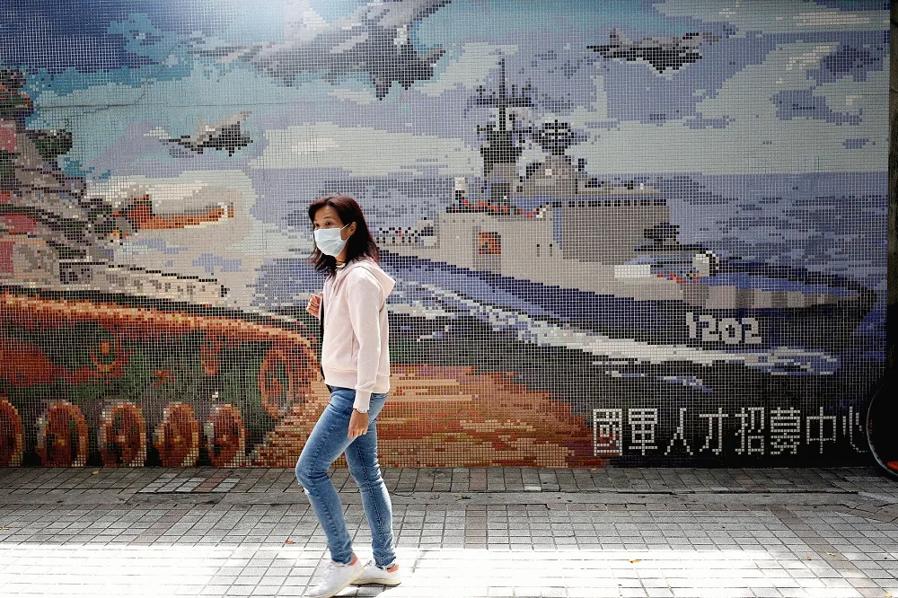 社評：台灣人要挺國軍　但不是瞎挺