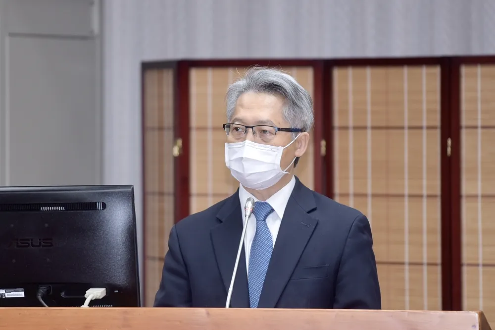 中研院快篩裝置已交廠商量產　將成立「新興傳染病研究專題中心」