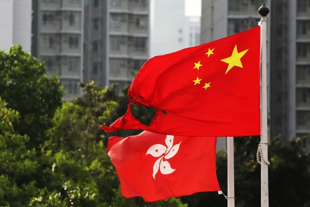 香港首宗「侮辱國旗罪」案定讞　港府抗告加重刑期：行為惡劣，監禁20日