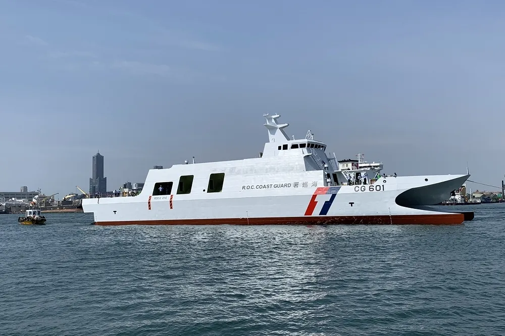 【獨家圖輯】不受疫情影響　海巡600噸安平艦進度超前擲瓶下水