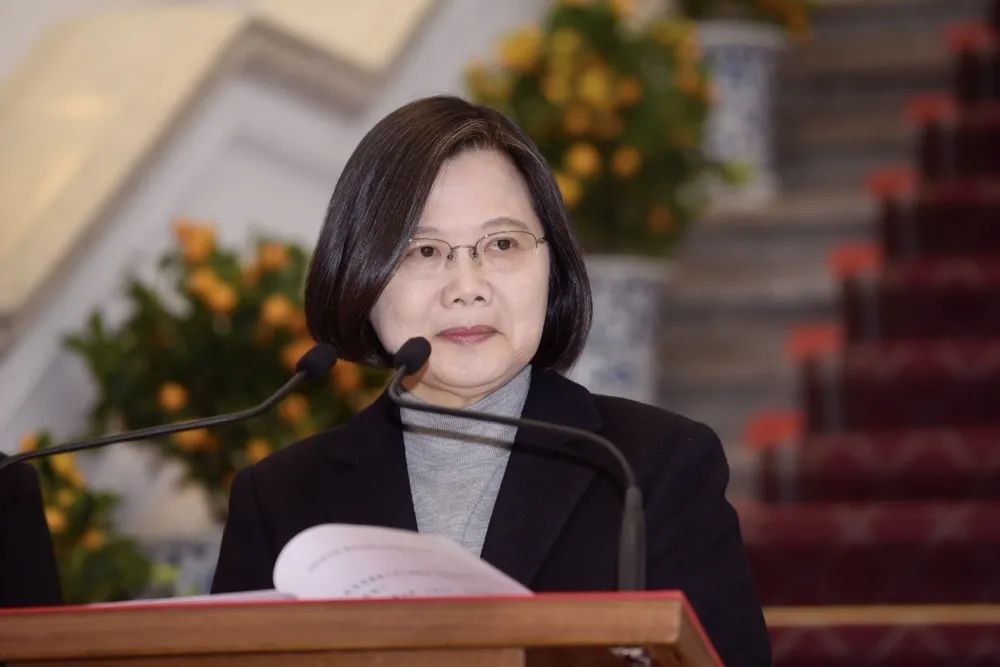 【美麗島民調】蔡英文執政滿意度突破7成　僅0.8%民眾青睞「酷碰券」