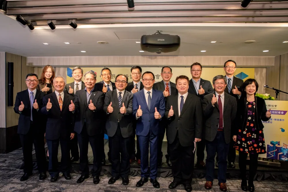 中華軟協 第十五屆理事長沈柏延上任領航