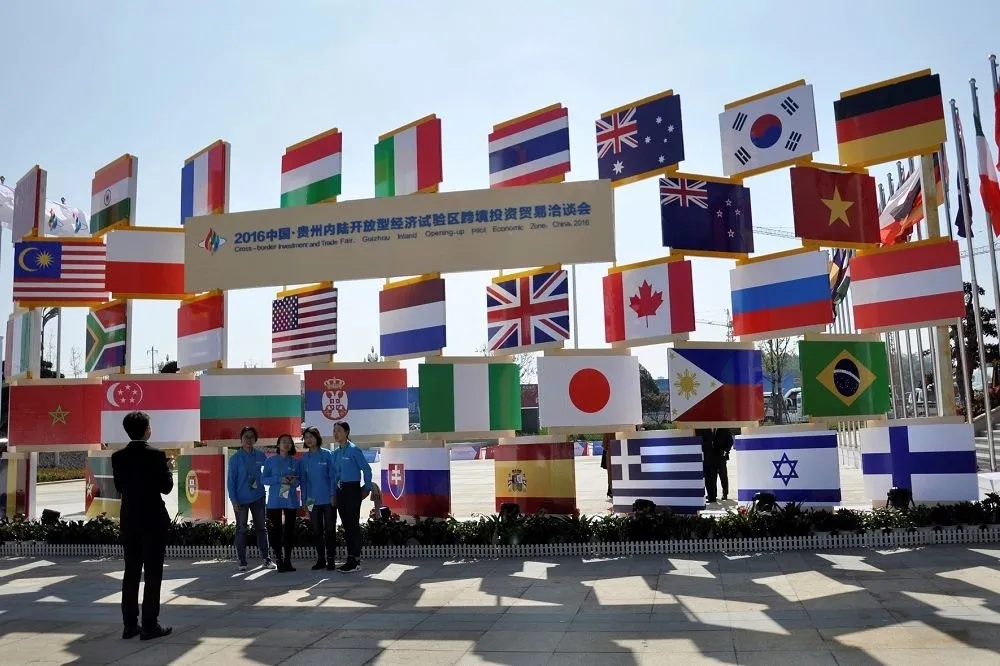 全世界都知道不能把所有雞蛋放在中國籃子裡