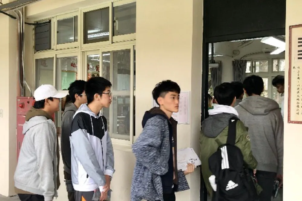 國中會考強制穿校服引反彈　基隆市教育局緊急取消