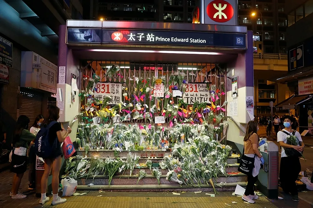 廖偉棠專欄：香港人不再說 「I can do」是對自由的覺悟