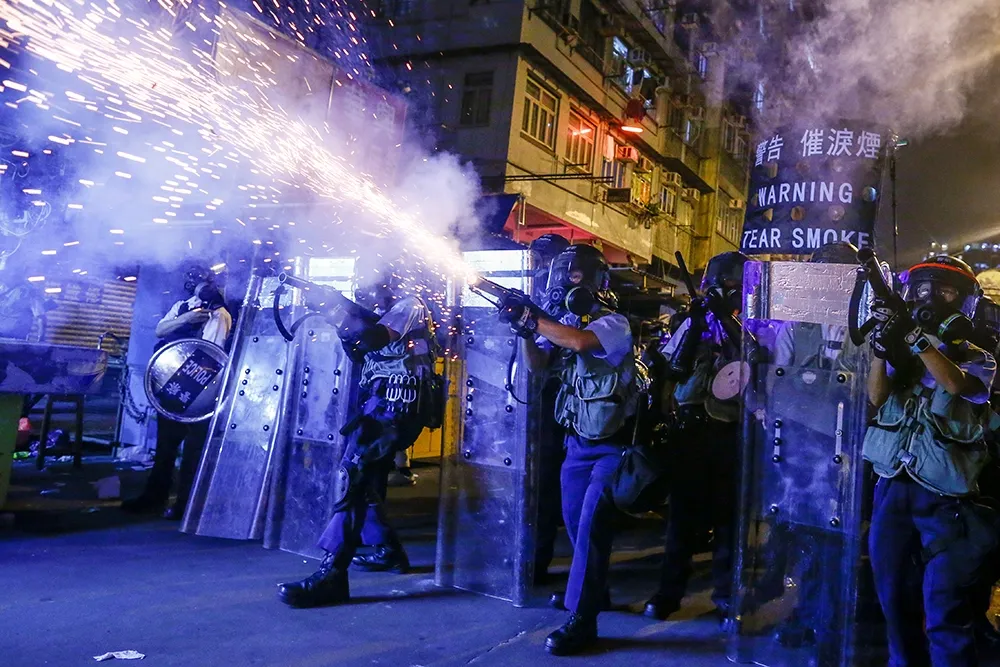 港澳辦稱香港示威者「政治病毒」　《壹傳媒》創辦人黎智英遭境管