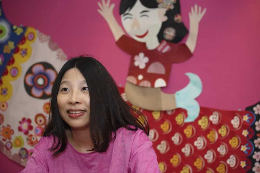 【上報人物】「一人社會局長」蘇紋雯　開書店接住窮途男女（上）