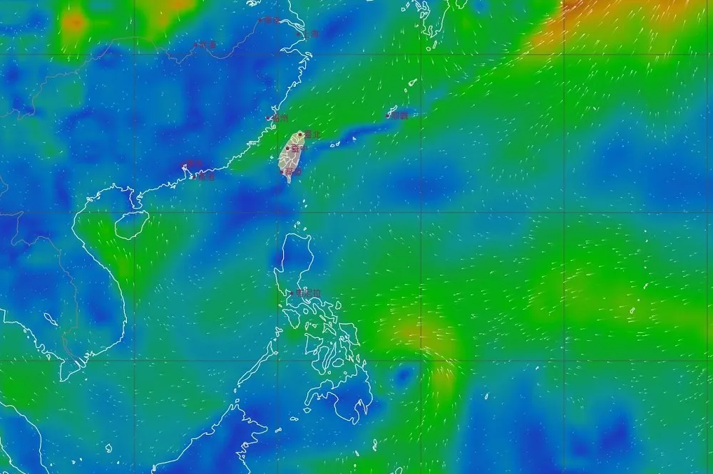 【鋒面通過】全台有雨連濕2天！　今年首颱「黃蜂」恐生成