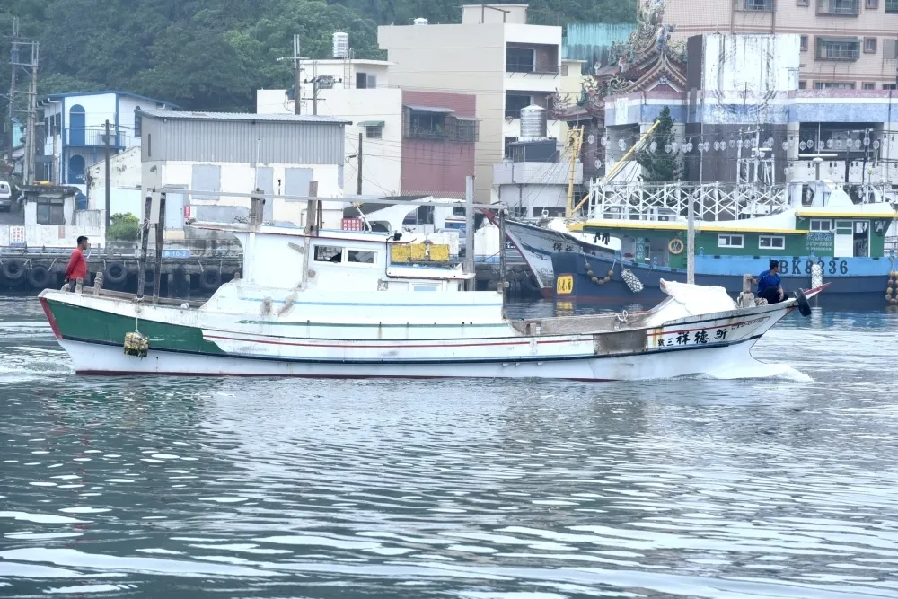 【遠洋漁船返台潮】船員居家檢疫「1人1室」　指揮中心請高雄備妥2000房間