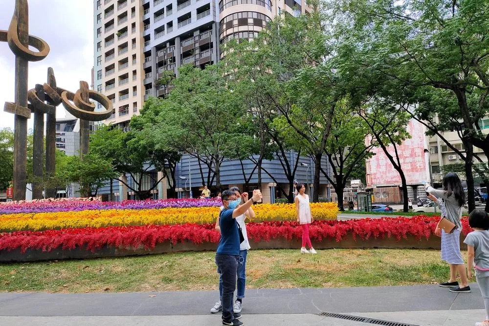 向醫護防疫人員致敬　花藝佈置草悟道成熱門療癒打卡點