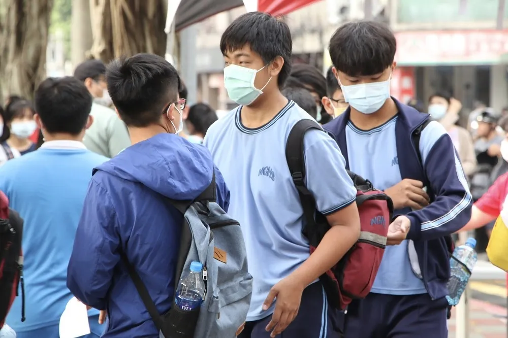新北男考生不聽勸拒戴口罩　國中會考恐5科慘掛零