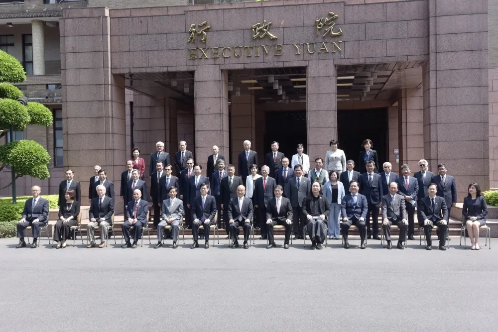 【蘇內閣名單拍板】陳其邁留任副院長　丁怡銘轉任發言人