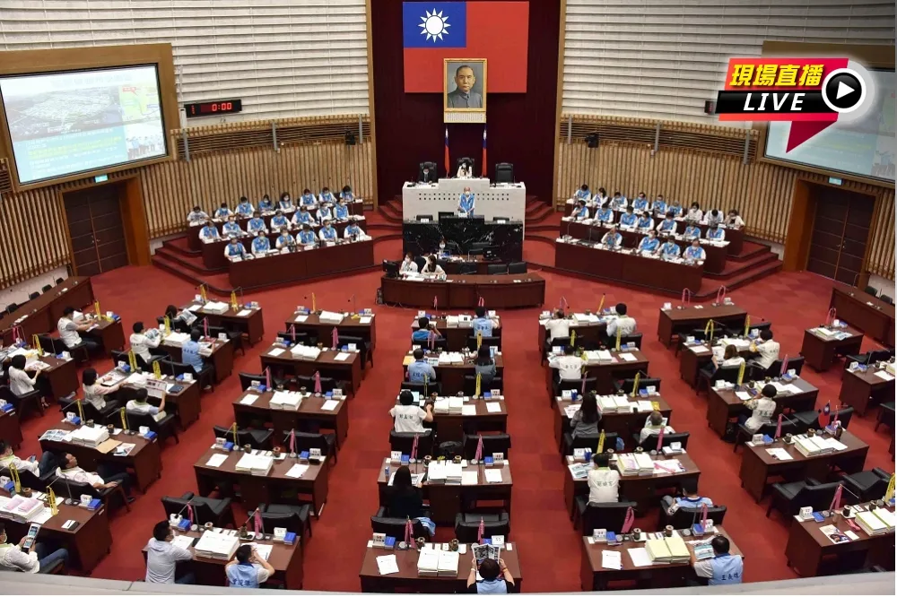 【直播】韓國瑜赴議會備詢　「罷韓投票」成藍綠質詢焦點